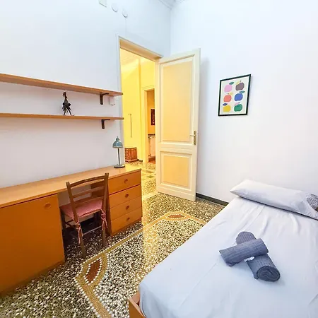 Apartamento Ampio Quadrilocale - 50metri Stazione Treni Génova